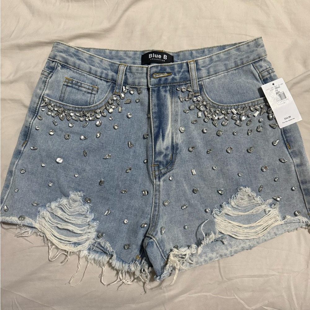 Buckle bedazzled jean shorts
